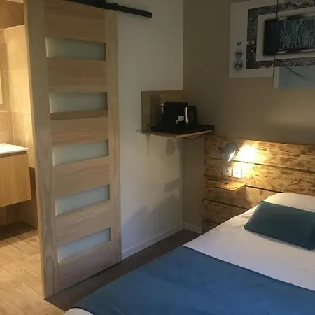 Hotell De 3*
