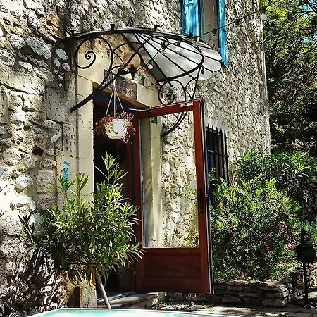 Hotel De Valaurie