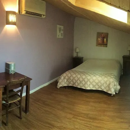 Hotel De Valaurie
