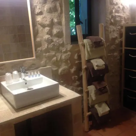 Logis De Valaurie